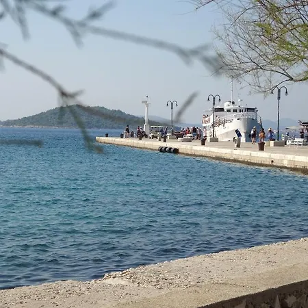 D House Authentic House, Relaxing Courtyard And Terrace Vikendica Zlarin