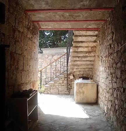 D House Authentic House, Relaxing Courtyard And Terrace Feriehus *